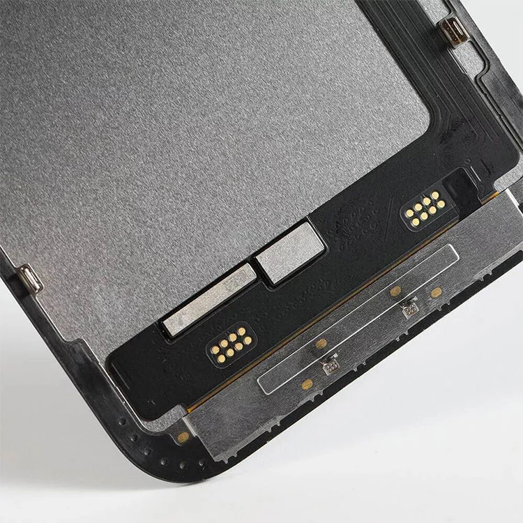 15 Plus LCD zasloni