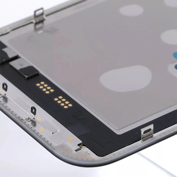 16 plus LCD zasloni