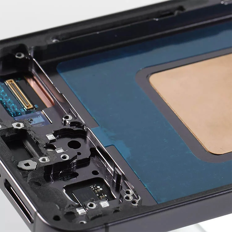 S24 LCD zasloni