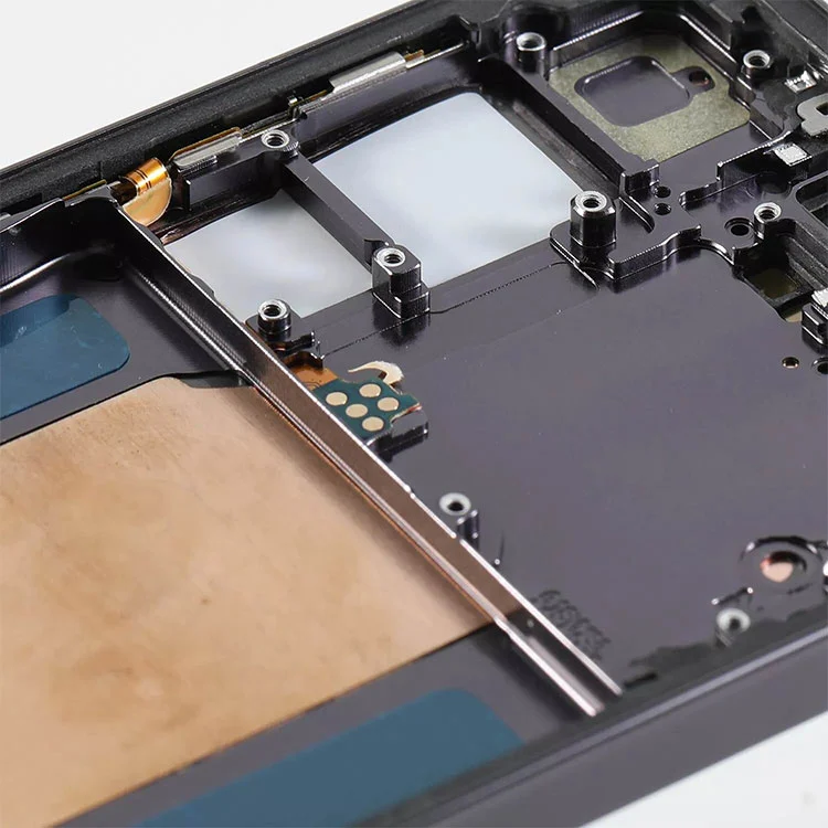 S24 LCD zasloni