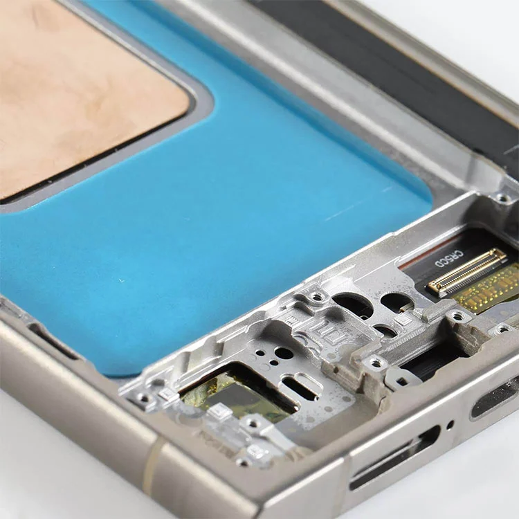 S24 zasloni Ultra LCD